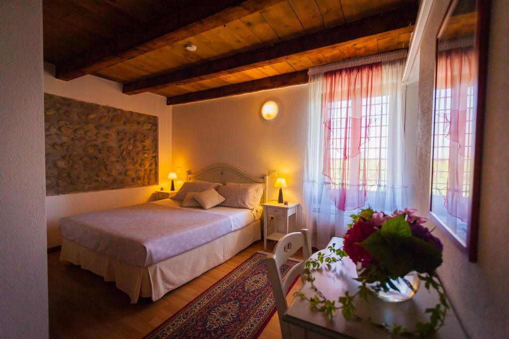 Golf Club Le Vigne Pernottamento Villafranca di Verona Zimmer foto