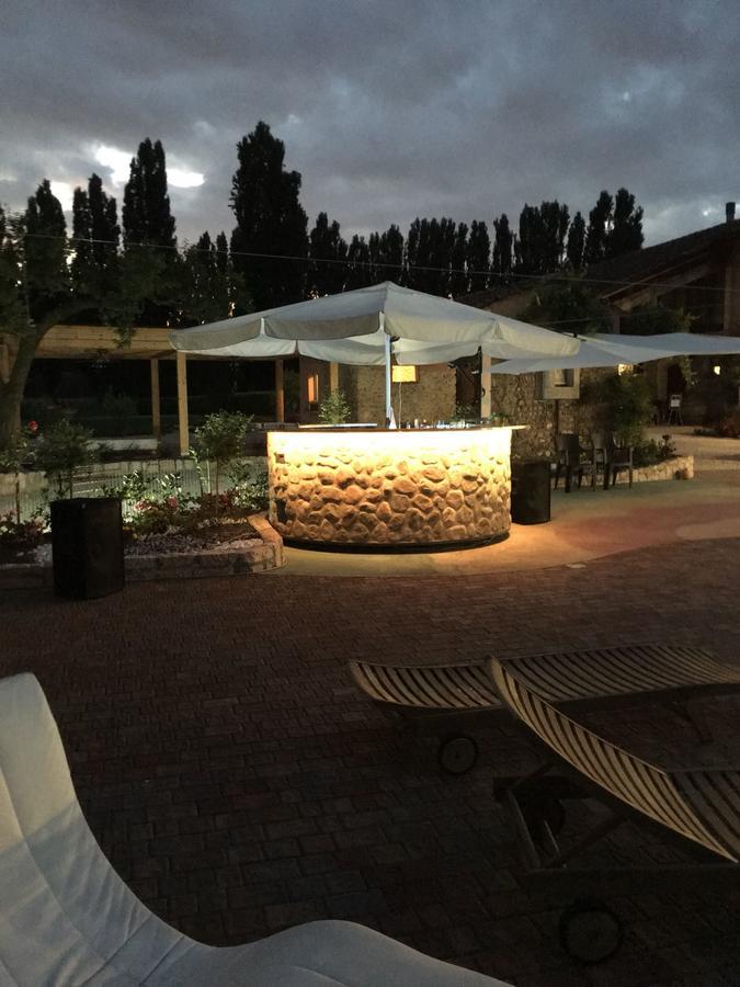 Golf Club Le Vigne Pernottamento Villafranca di Verona Exterior foto