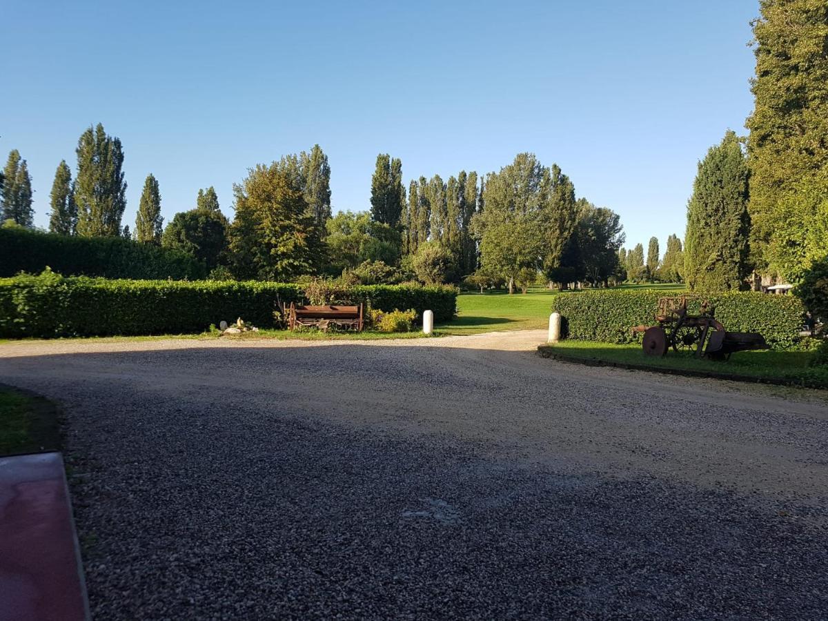 Golf Club Le Vigne Pernottamento Villafranca di Verona Exterior foto